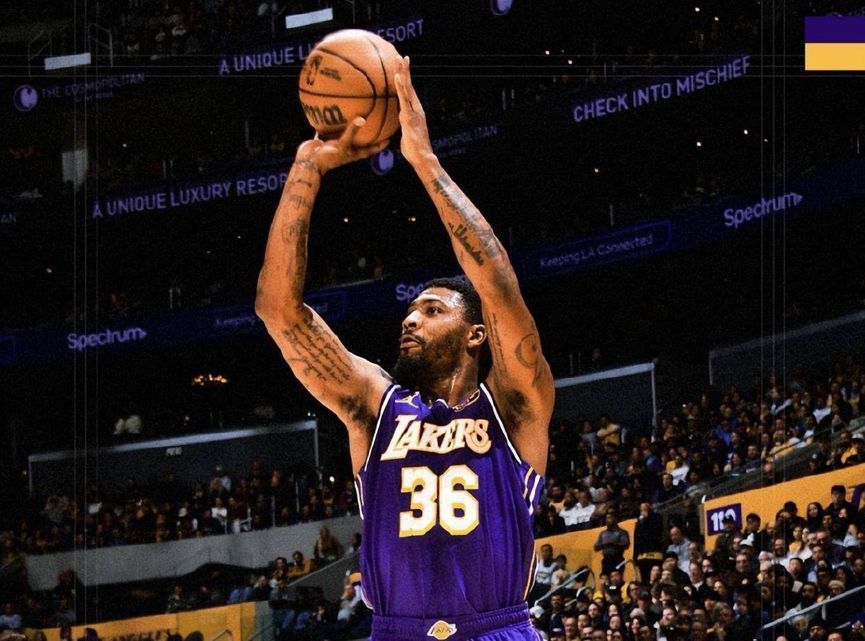 包含密尔沃基雄鹿发布备战花絮；窗口期豪取连胜；CBA常规赛任务艰巨；球队文化再被提及的词条-开云体育下载APP